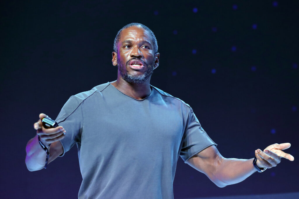 Arthur Hayes ‘Unretires’ to Lead Flop Labs, Promising Token…