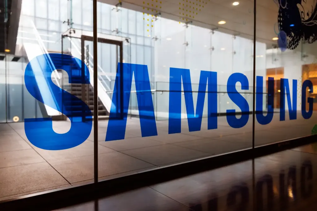 Samsung Stock at 232,000 Won After China’s CXMT 4F2…