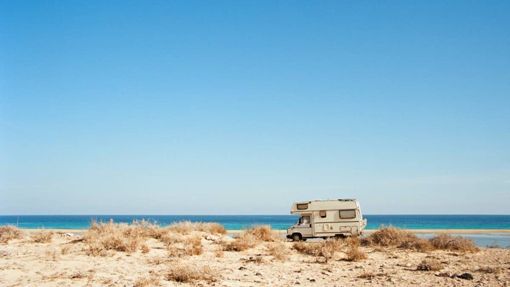 Camper company to liquidate, cancels all orders